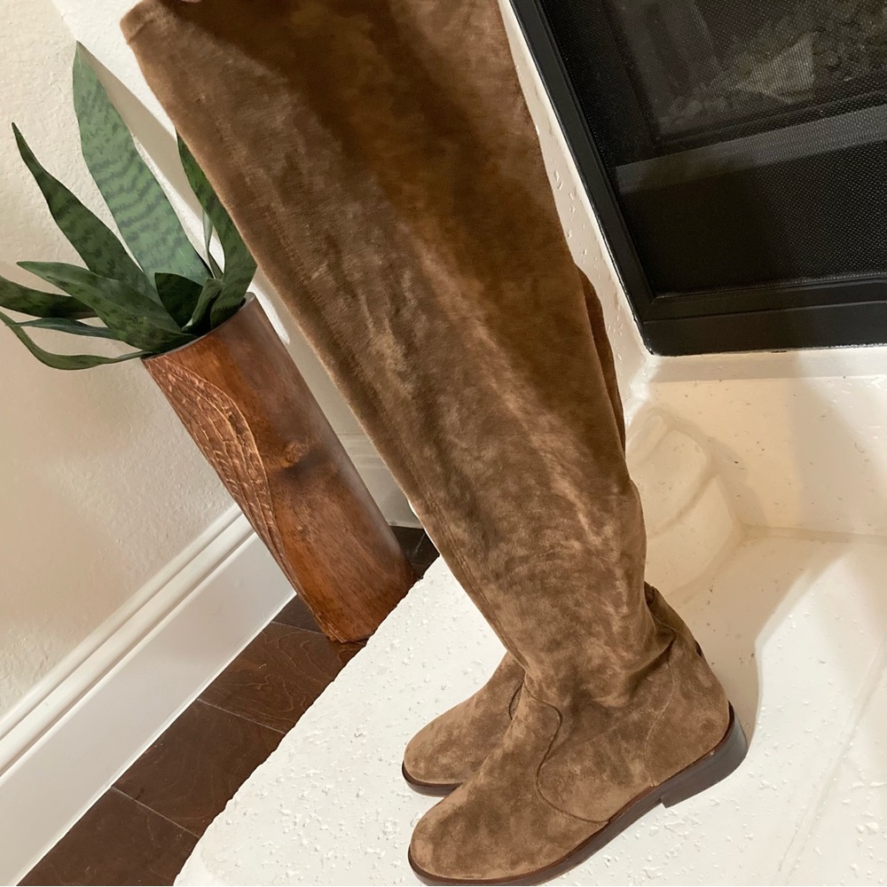 NWT Brown Tall Boots Over Knee Suede Boot 5.5 / 5 1/2 Antonio Melani Leenna